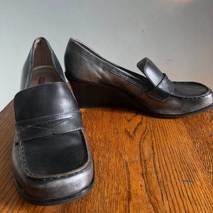 Silvery grey leather wedge penny loafers